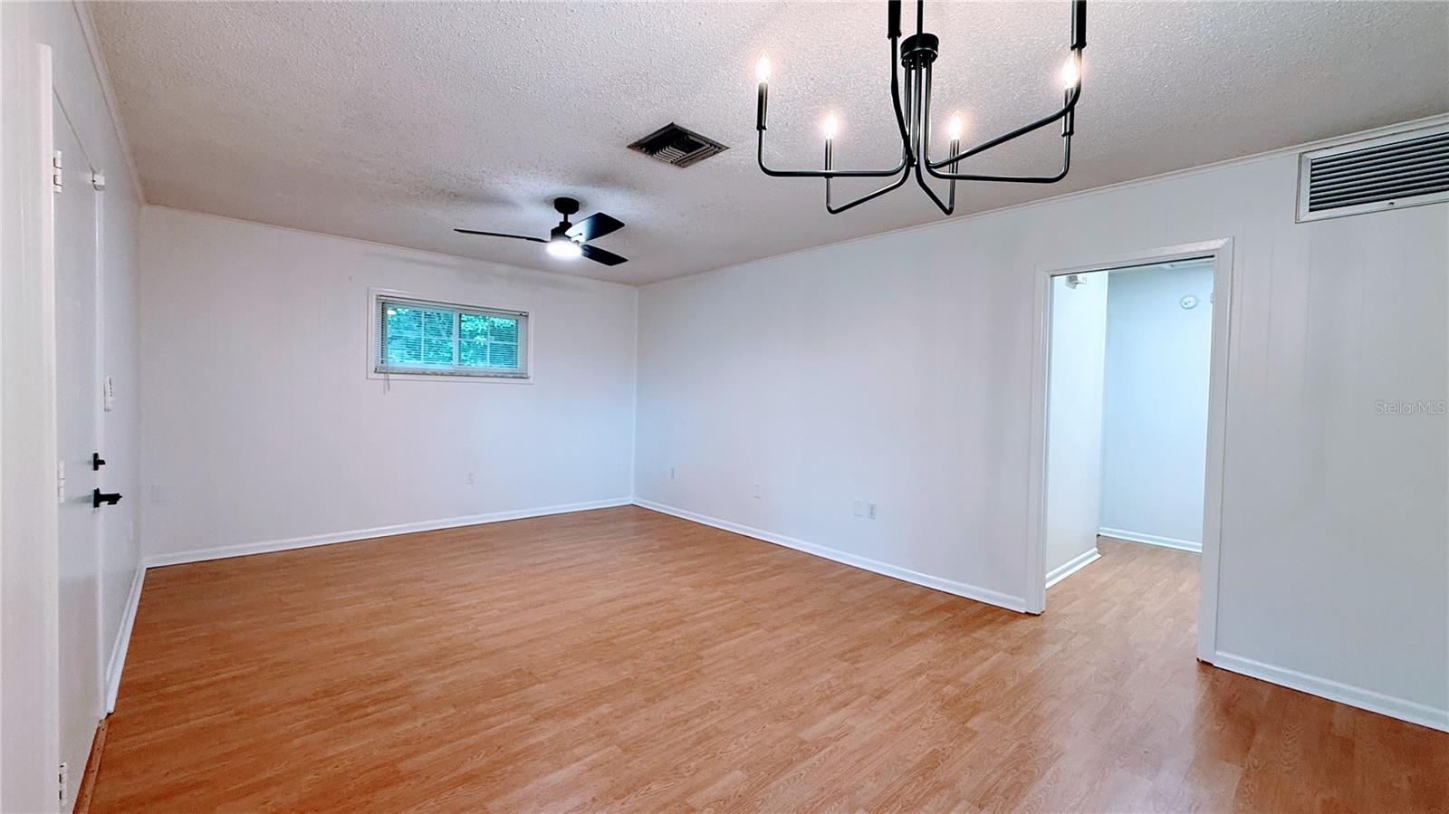 Image 4 of 16 For 3427 Polk Avenue