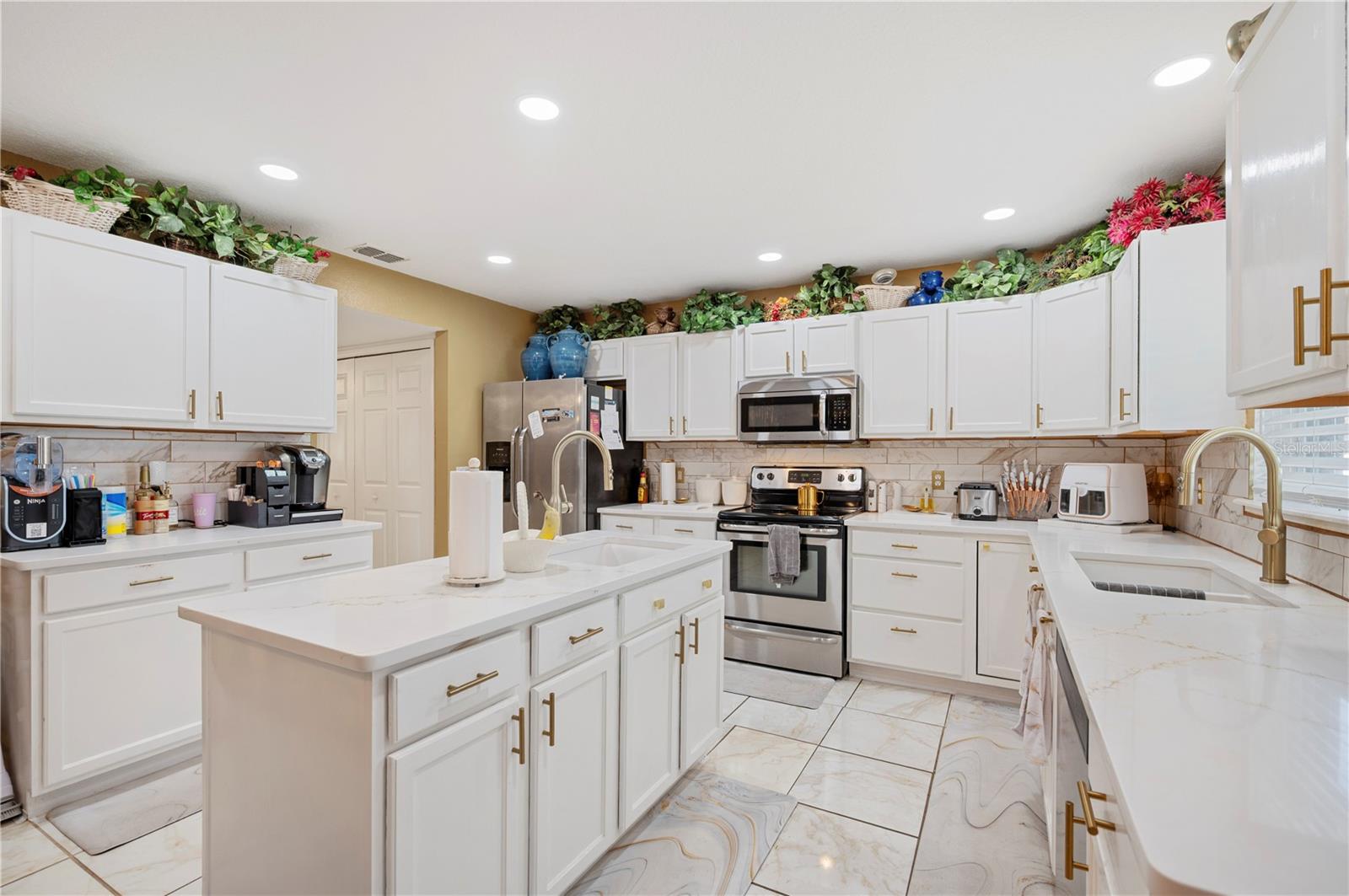Image 19 of 53 For 5155 Spanish Oaks Drive