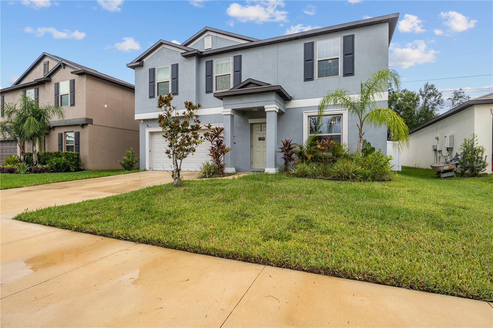 Listing photo id 1 for 10410 Shady Preserve Drive