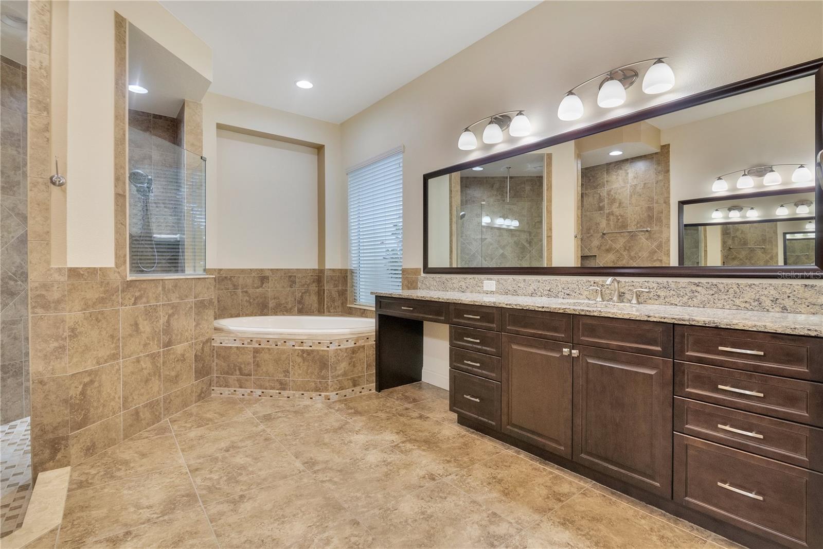 Image 17 of 46 For 6510 Eagle Ridge Way