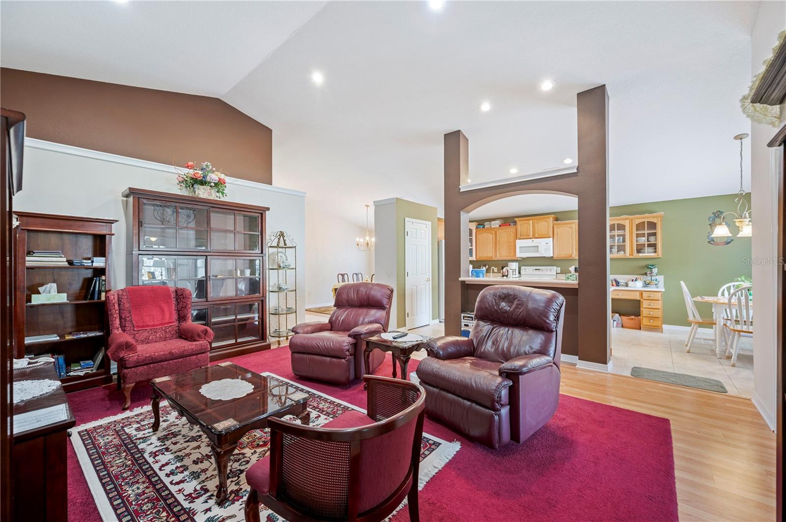 Image 12 of 67 For 1829 Rocky Pointe Drive