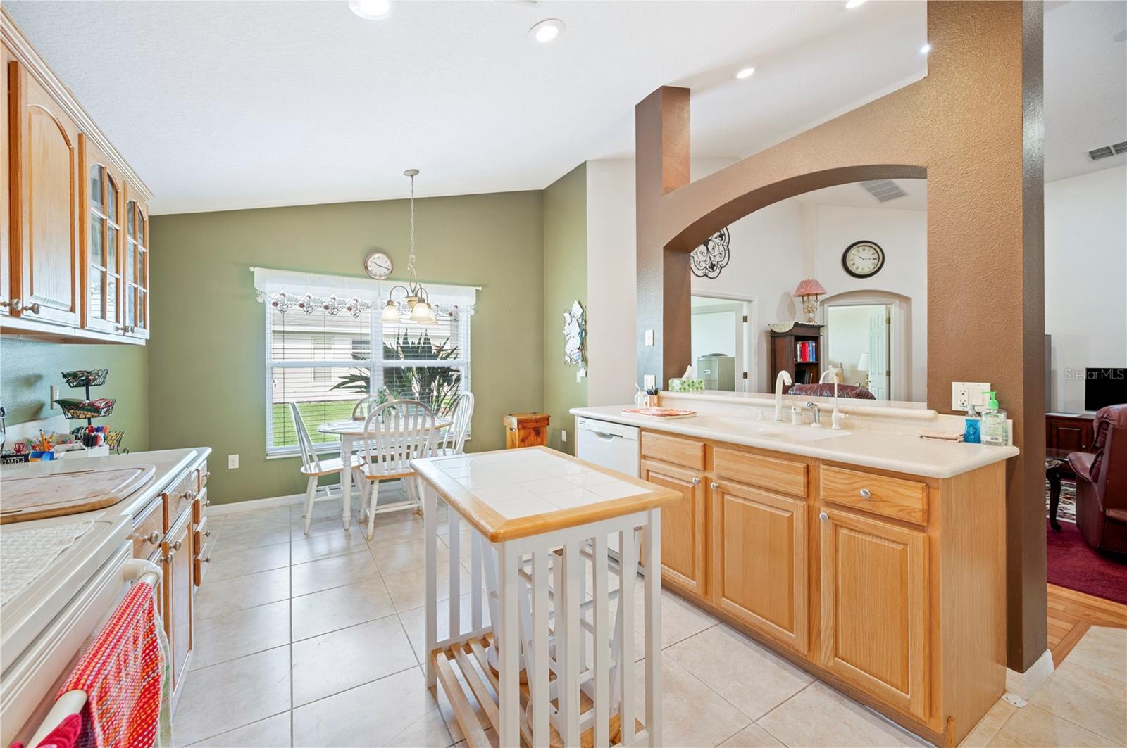 Image 6 of 67 For 1829 Rocky Pointe Drive