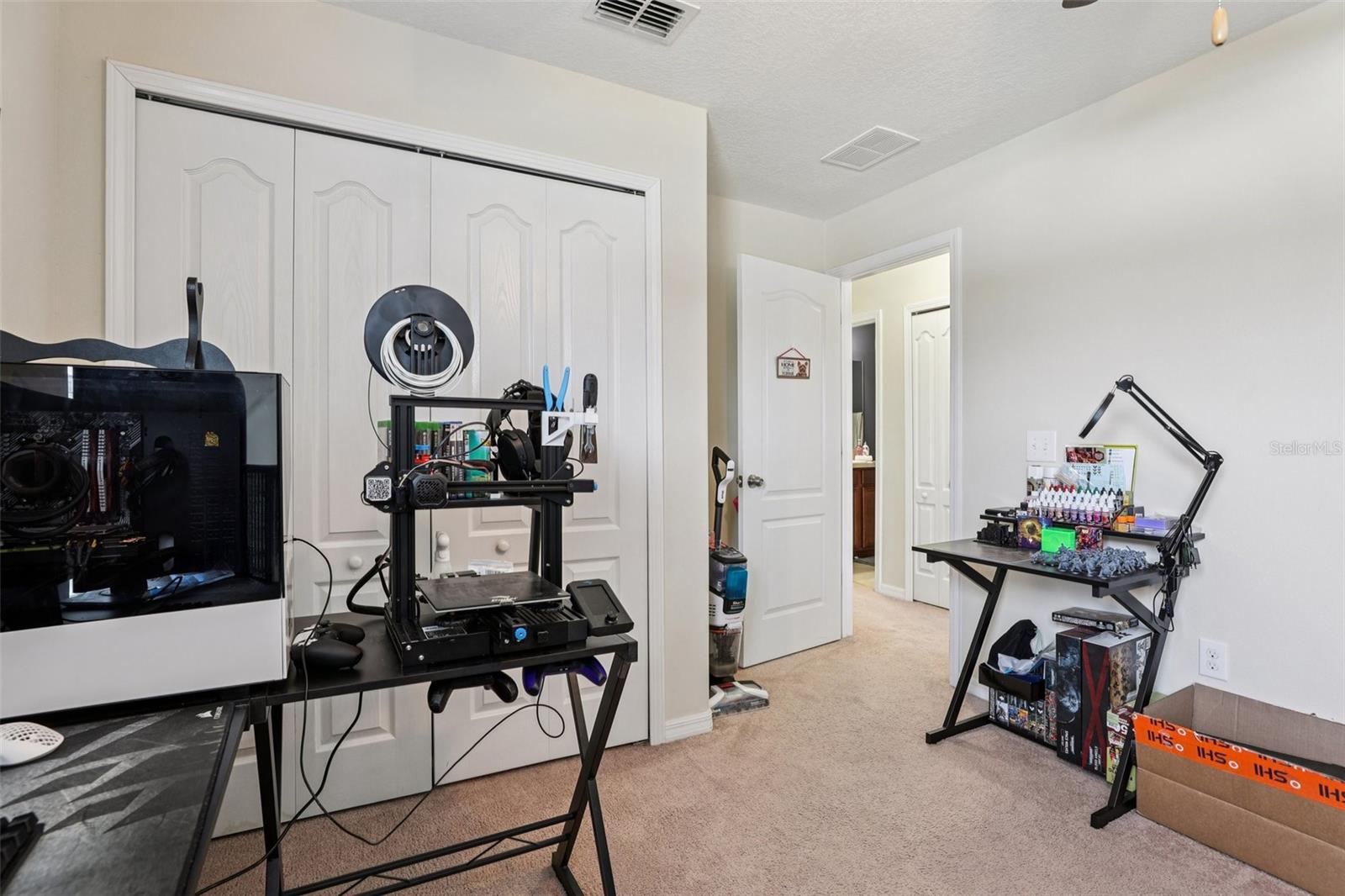 Image 31 of 53 For 6425 Torrington Circle