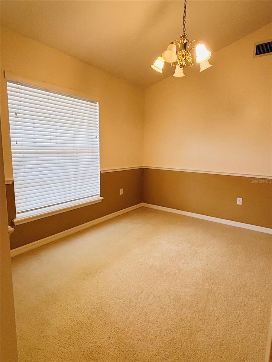 Image 14 of 28 For 5857 Manchester Drive W