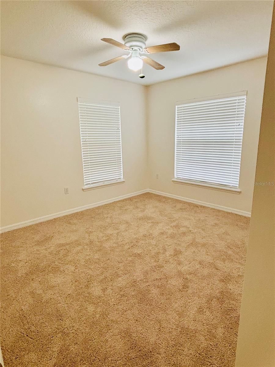 Image 15 of 28 For 5857 Manchester Drive W