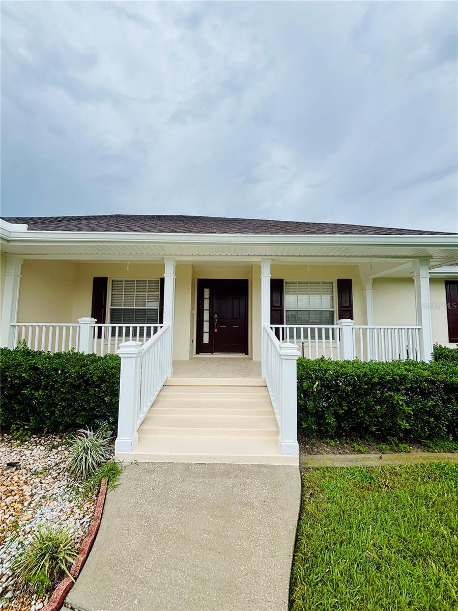 Image 3 of 28 For 5857 Manchester Drive W