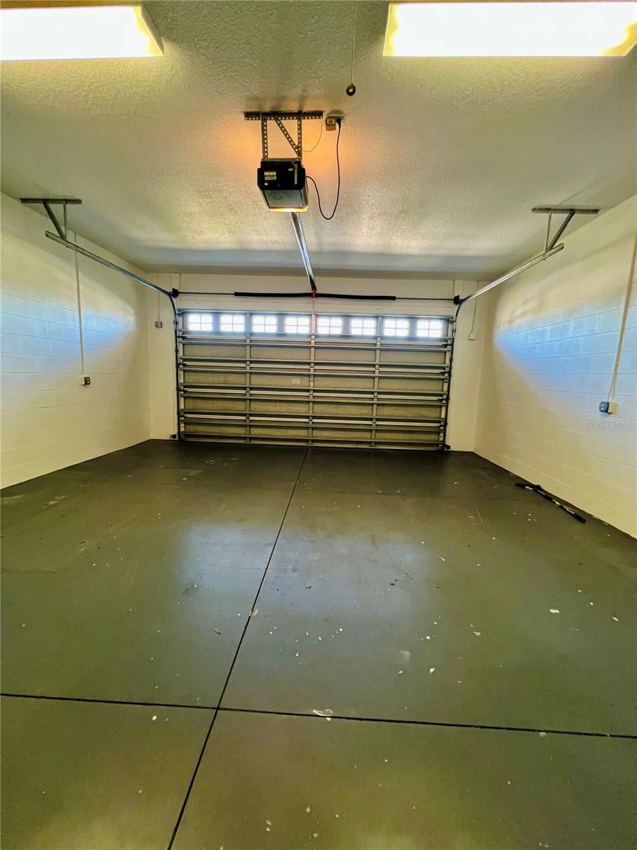 Image 32 of 44 For 5857 Manchester Drive W