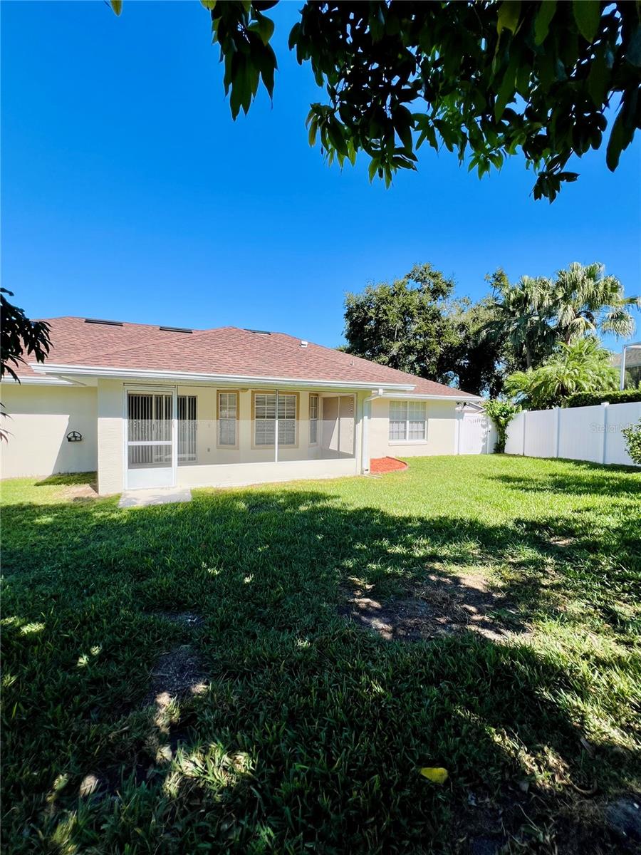 Image 38 of 44 For 5857 Manchester Drive W