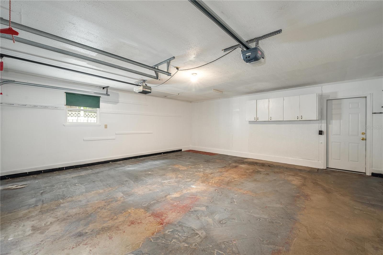 Image 43 of 55 For 1137 Mariposa Avenue
