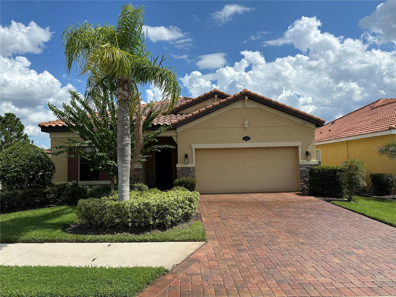 Listing Details for 3987 Sunset Lake Drive, LAKELAND, FL 33810