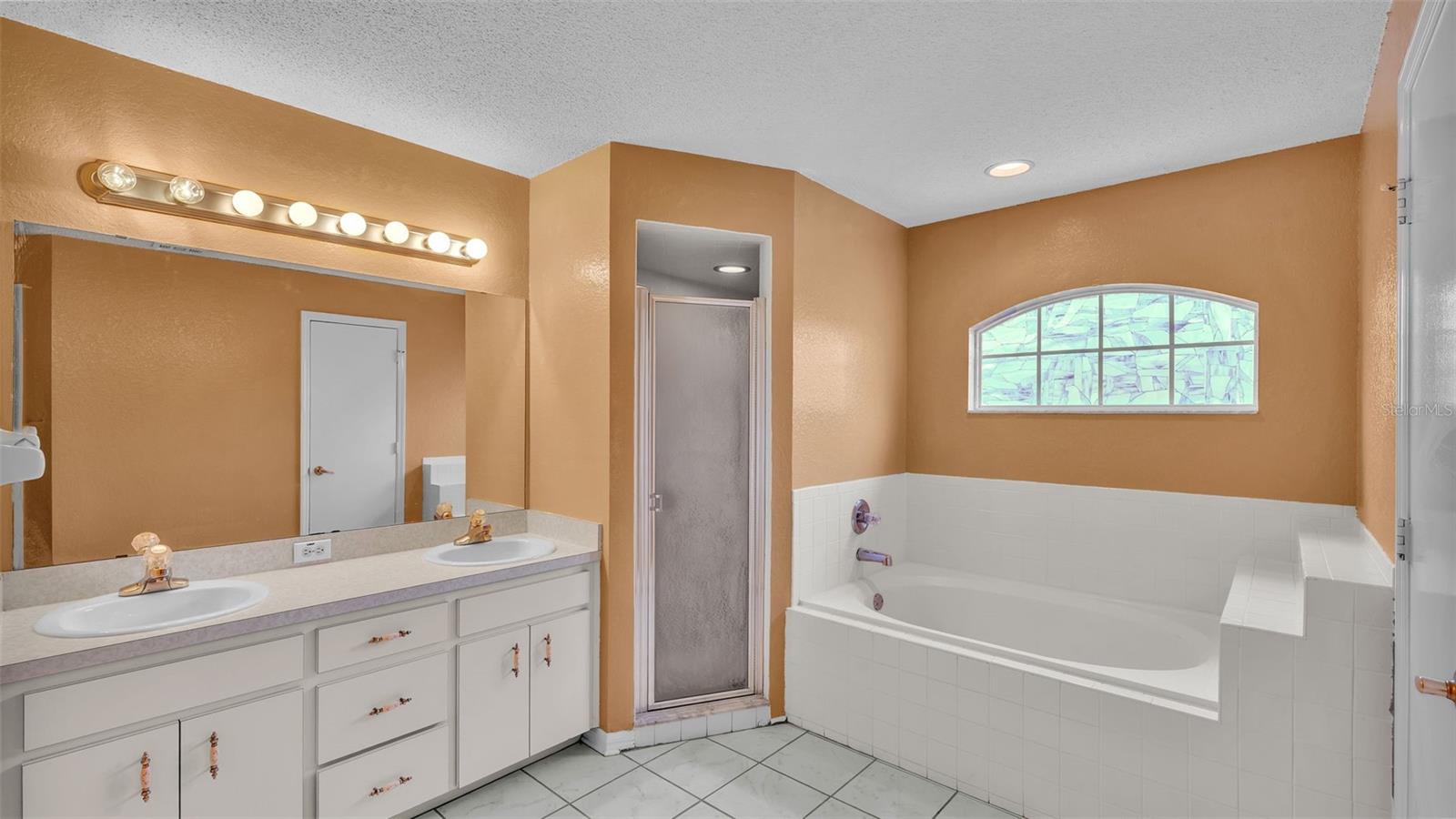 Image 21 of 38 For 2809 Blush Drive