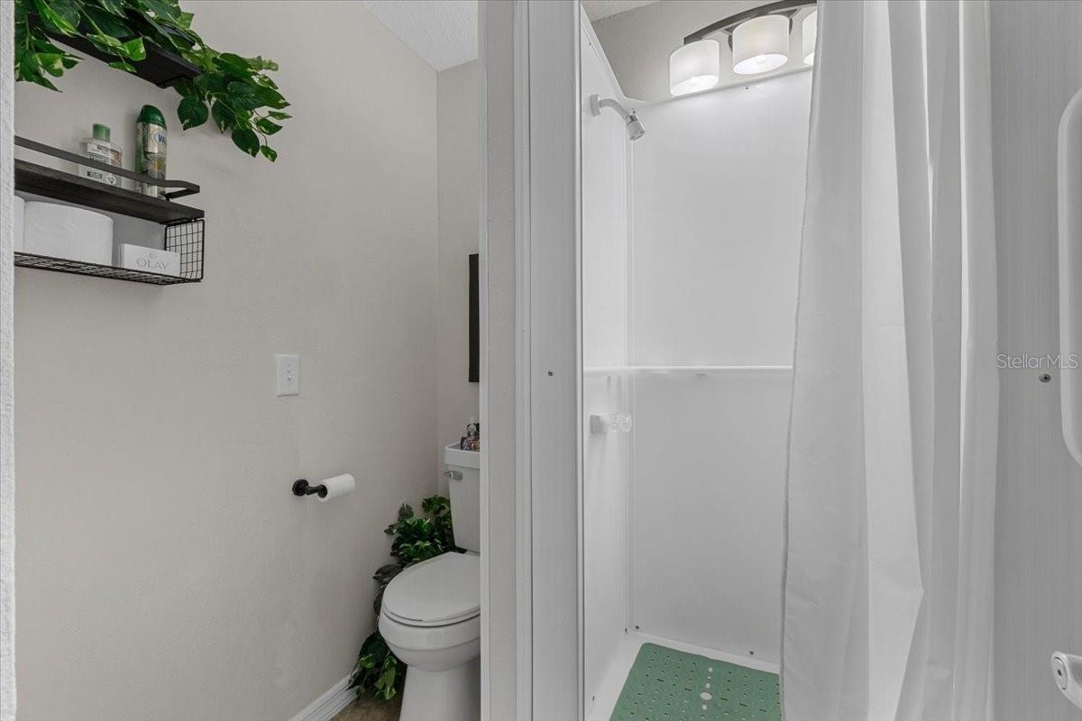 Image 11 of 65 For 6381 Egret Drive 28