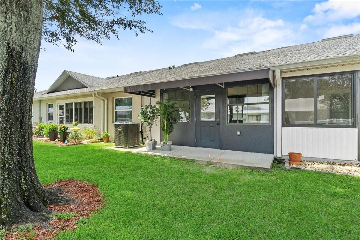 Image 32 of 65 For 6381 Egret Drive 28