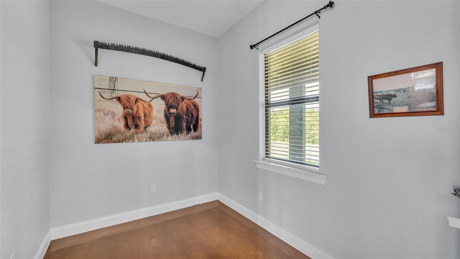 Image 15 of 47 For 18940 Commonwealth Avenue N