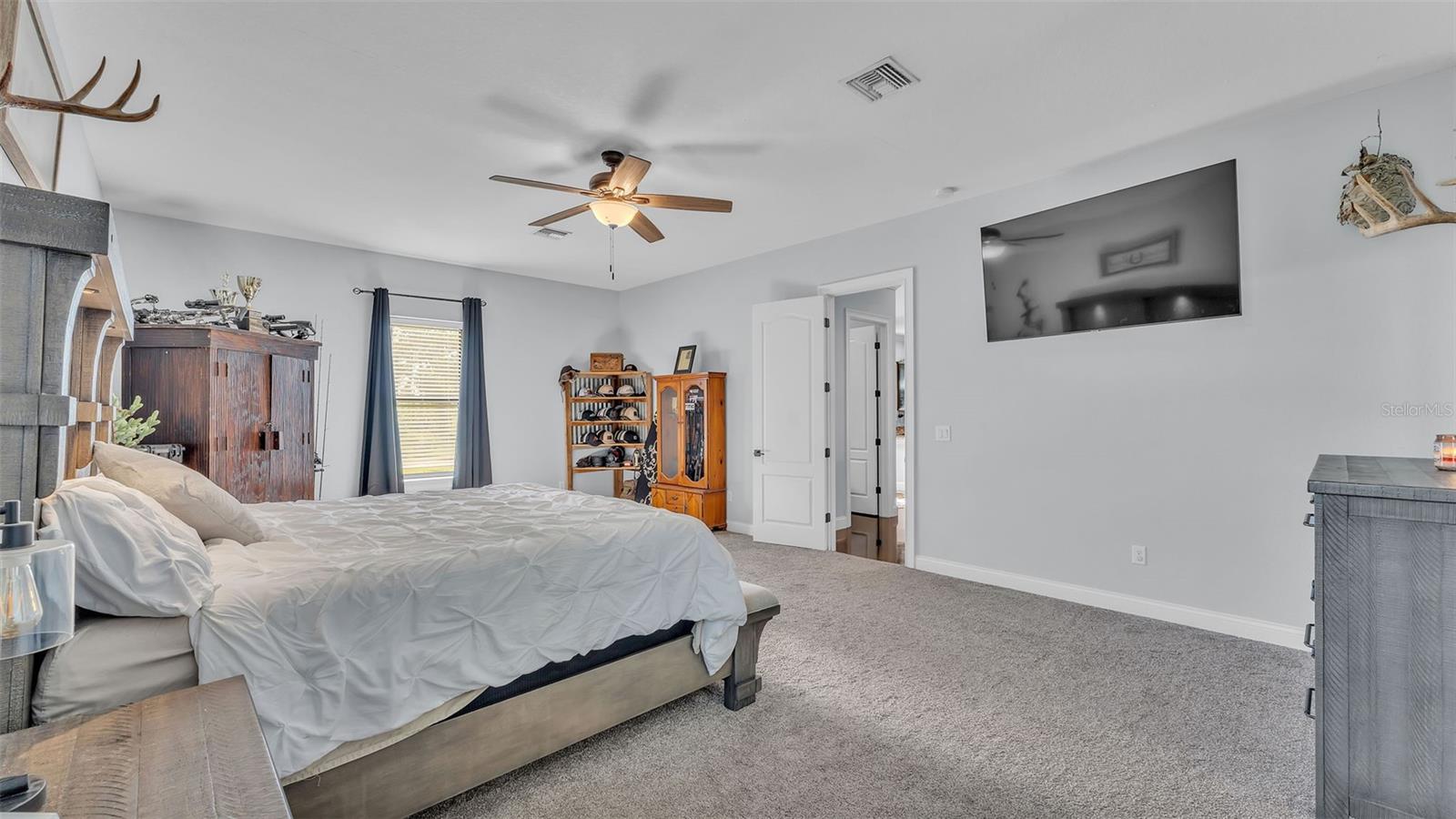 Image 21 of 47 For 18940 Commonwealth Avenue N