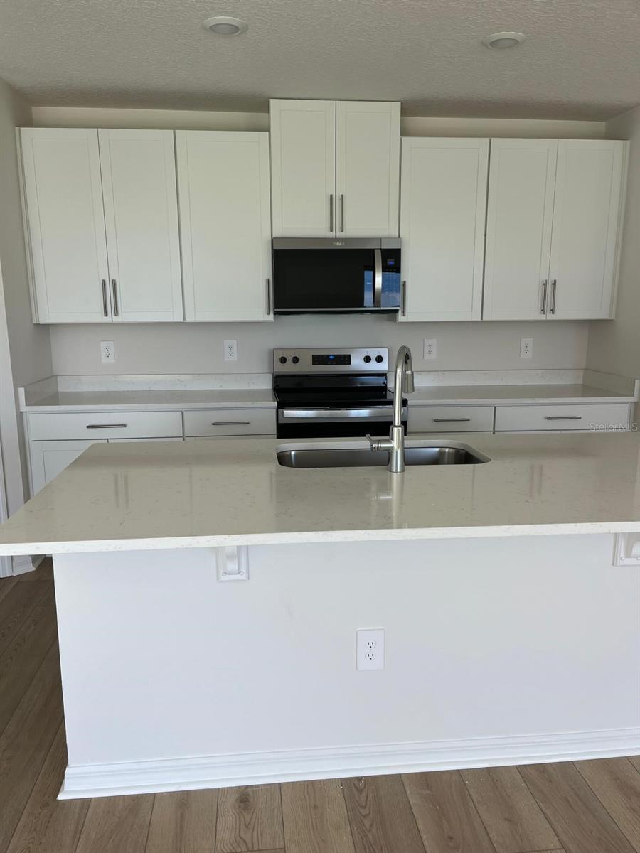 Image 8 of 22 For 2070 Rosewood