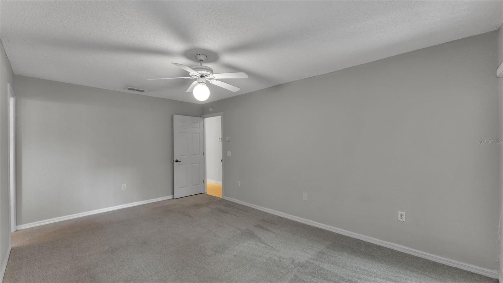 Image 16 of 33 For 3107 Galloway Oaks Drive