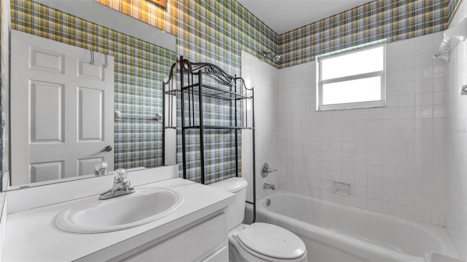 Image 22 of 33 For 3107 Galloway Oaks Drive