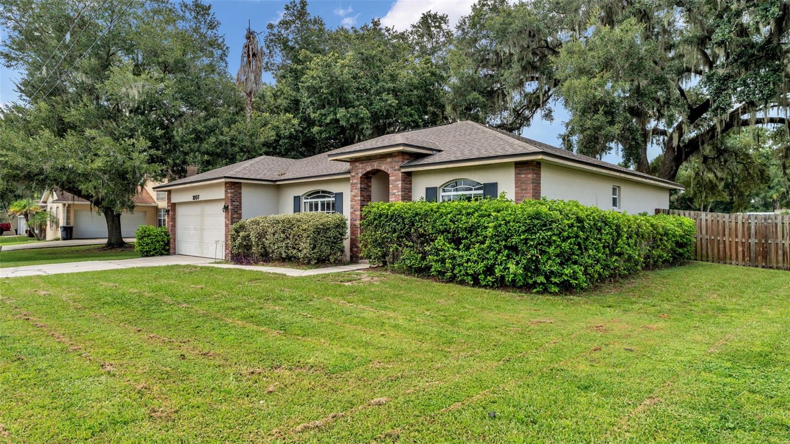 Image 32 of 33 For 3107 Galloway Oaks Drive