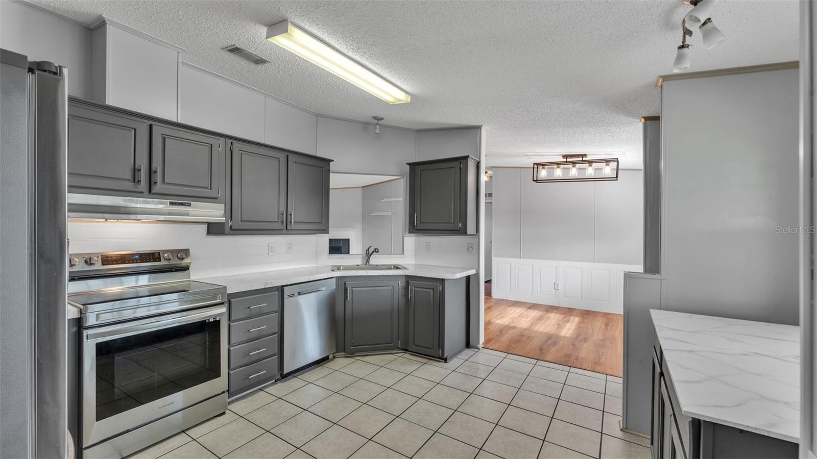 Image 14 of 45 For 606 Morgan Road