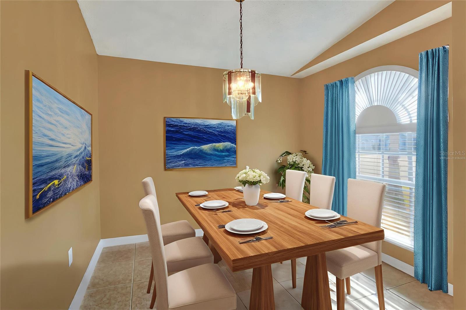 Image 14 of 32 For 3510 Majesty Loop