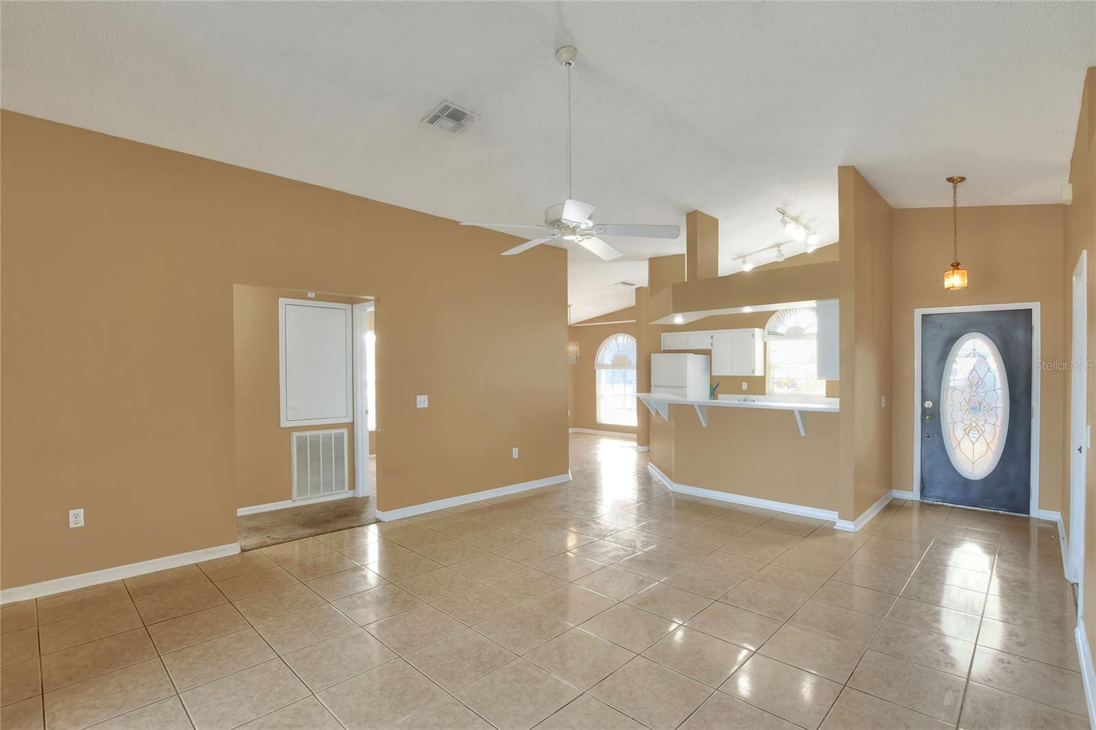 Image 4 of 32 For 3510 Majesty Loop