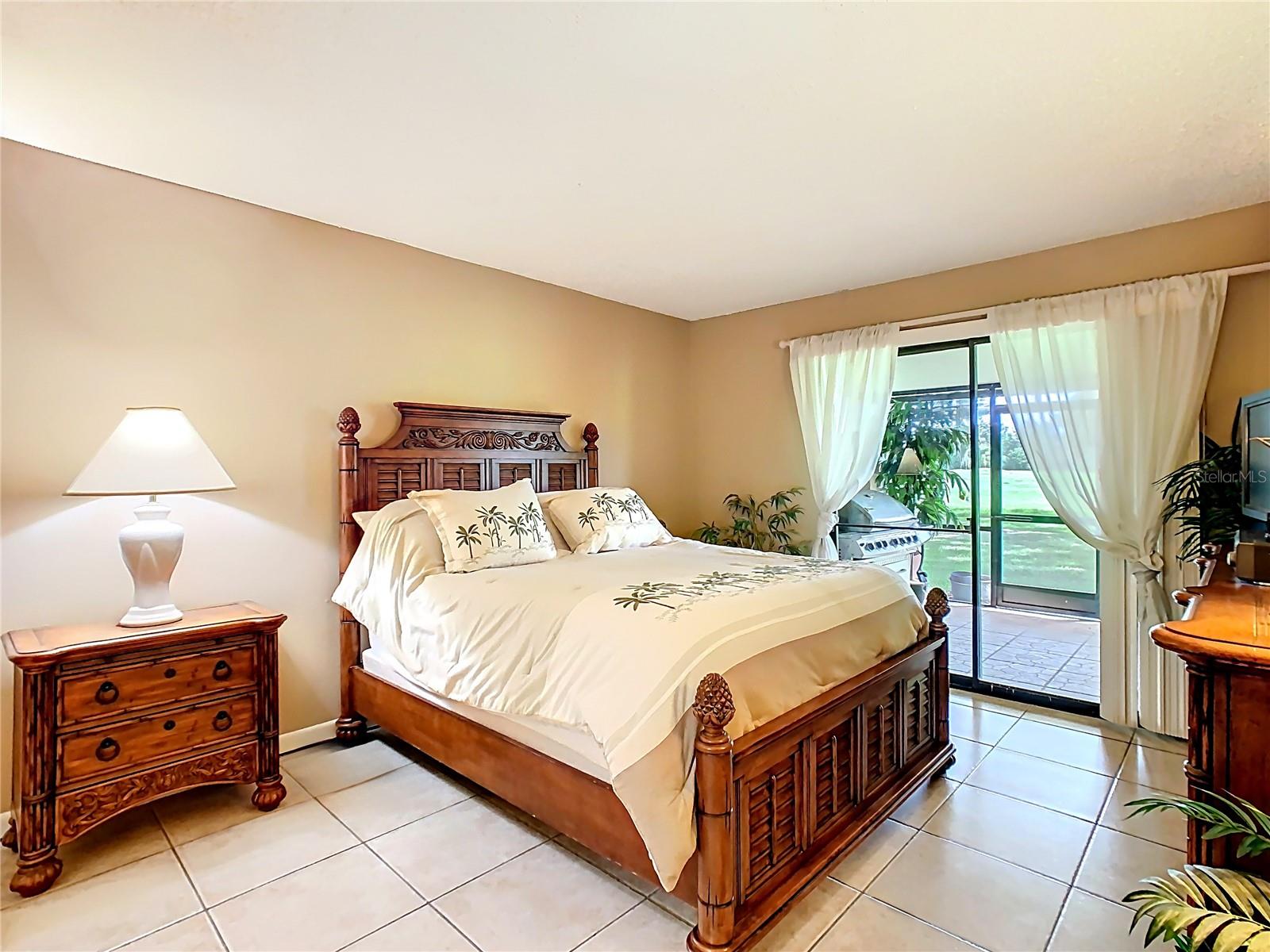 Image 10 of 22 For 5225 Imperial Lakes Boulevard 41