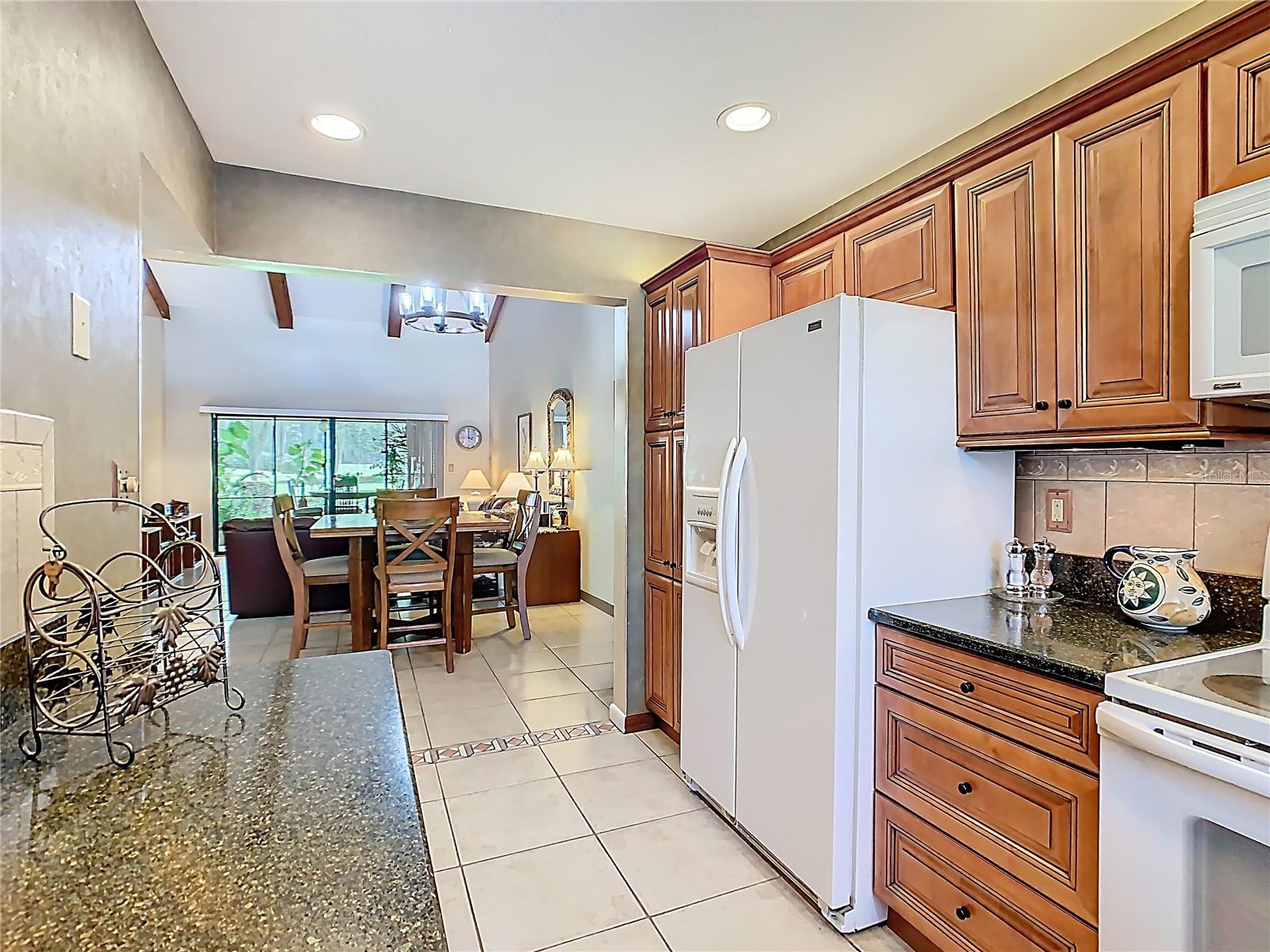 Image 5 of 22 For 5225 Imperial Lakes Boulevard 41