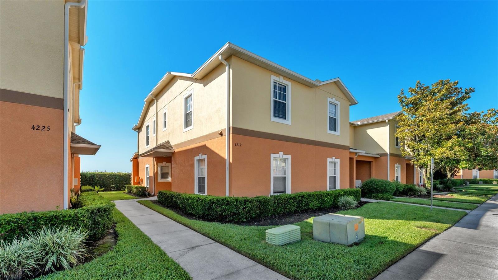 Image 3 of 40 For 4219 Winding Vine Drive