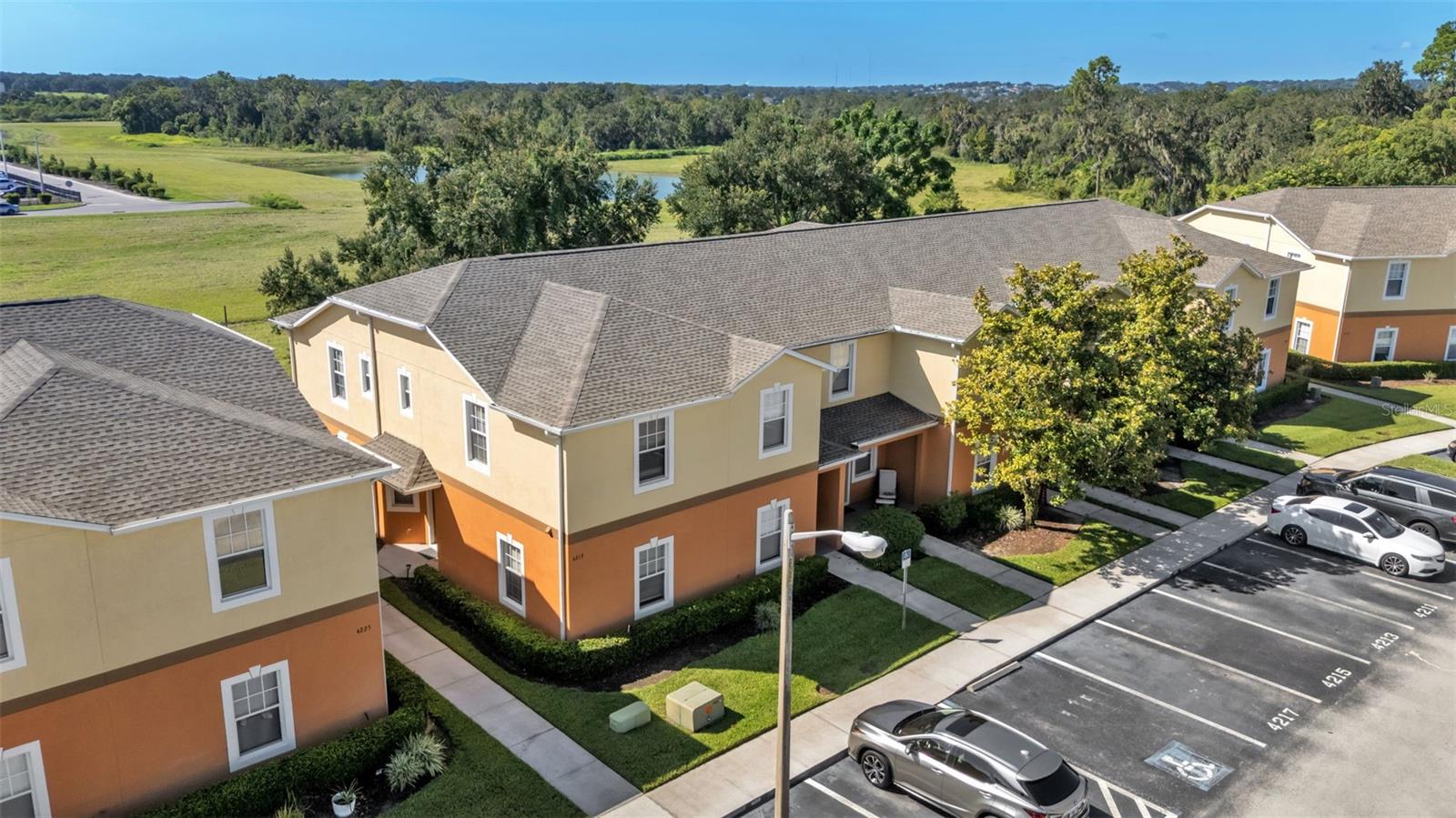 Image 33 of 40 For 4219 Winding Vine Drive