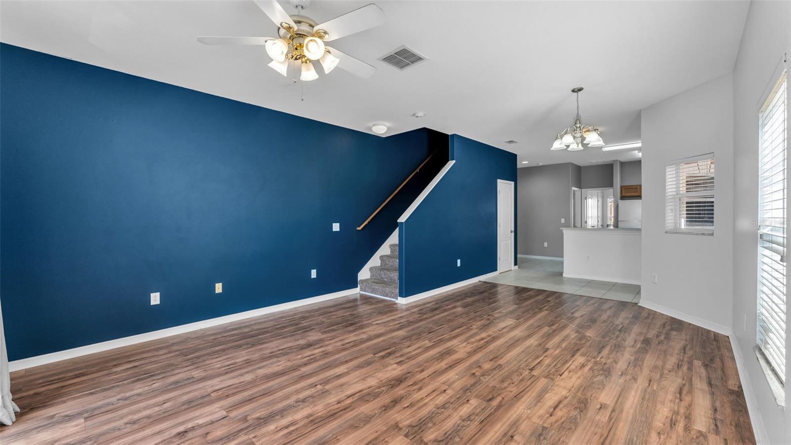 Image 6 of 40 For 4219 Winding Vine Drive
