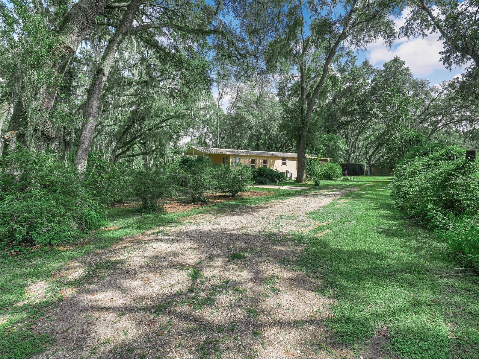 Image 15 of 26 For 7410 Dormany Loop