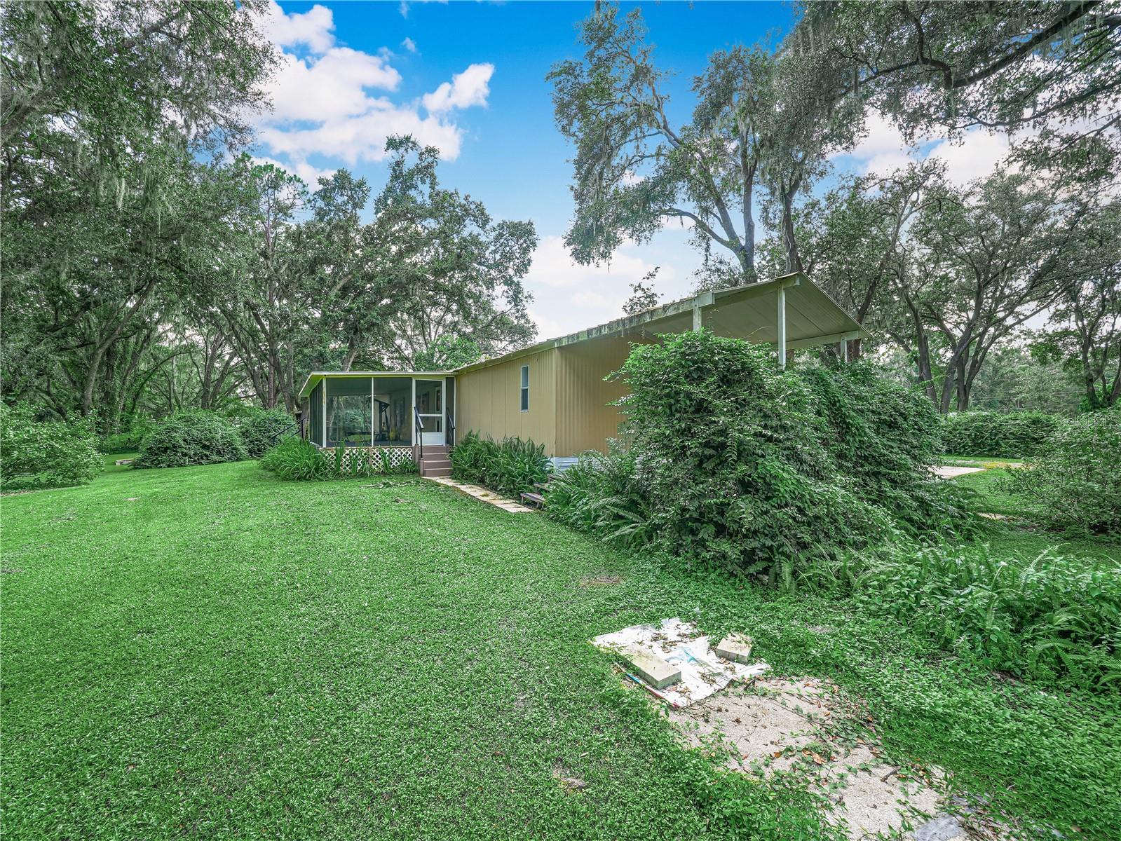 Image 18 of 26 For 7410 Dormany Loop