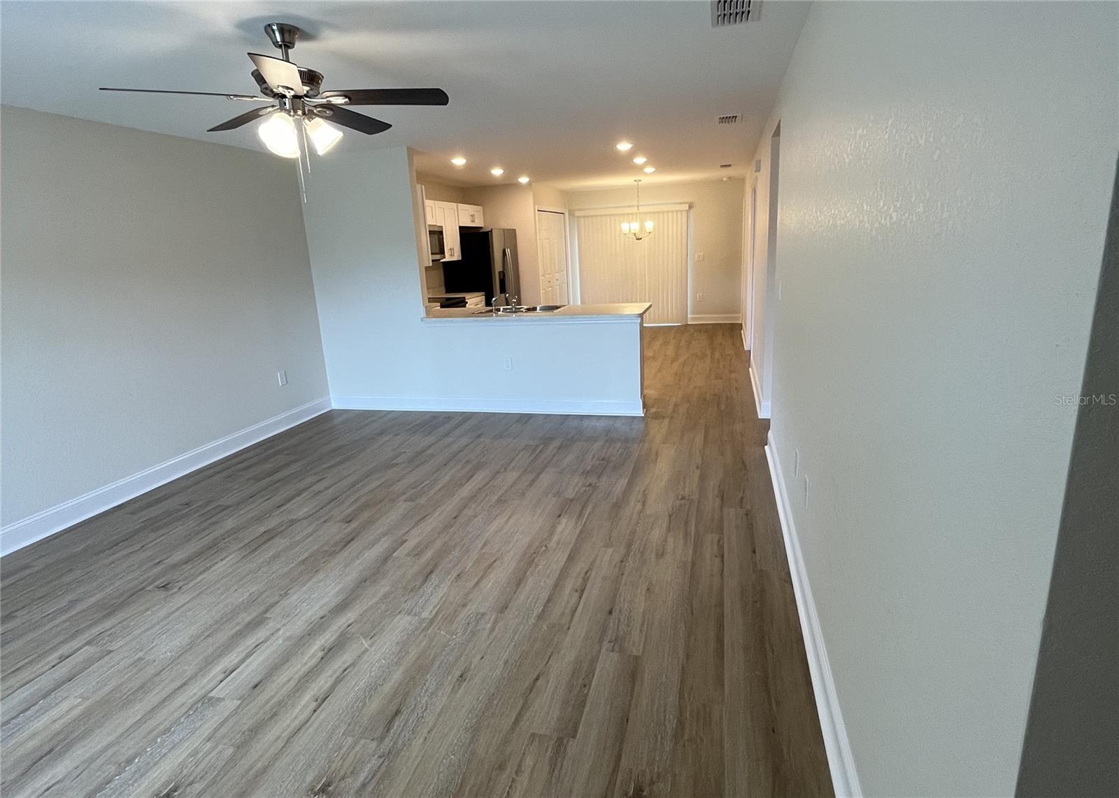 Image 5 of 14 For 2712 Williston Drive