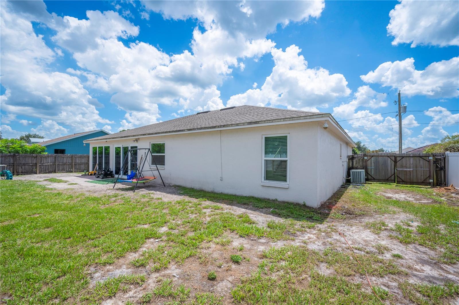 Image 30 of 31 For 4912 Palm View Drive N