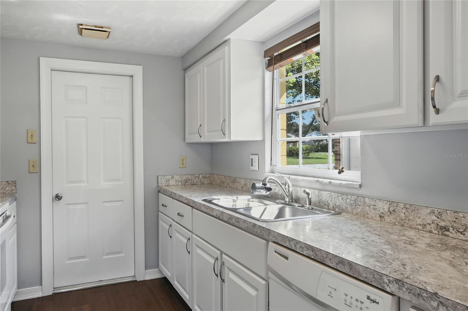Image 13 of 38 For 2223 Sylvester Road