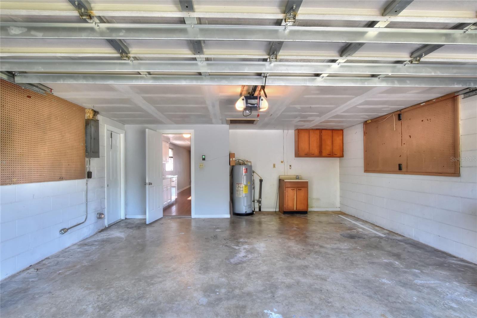 Image 15 of 38 For 2223 Sylvester Road