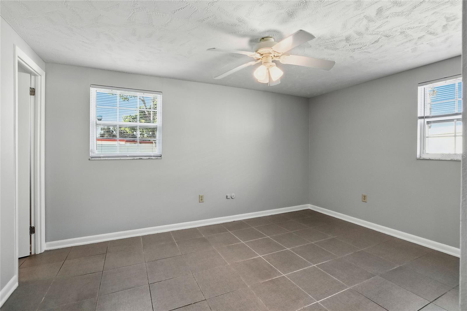 Image 18 of 38 For 2223 Sylvester Road