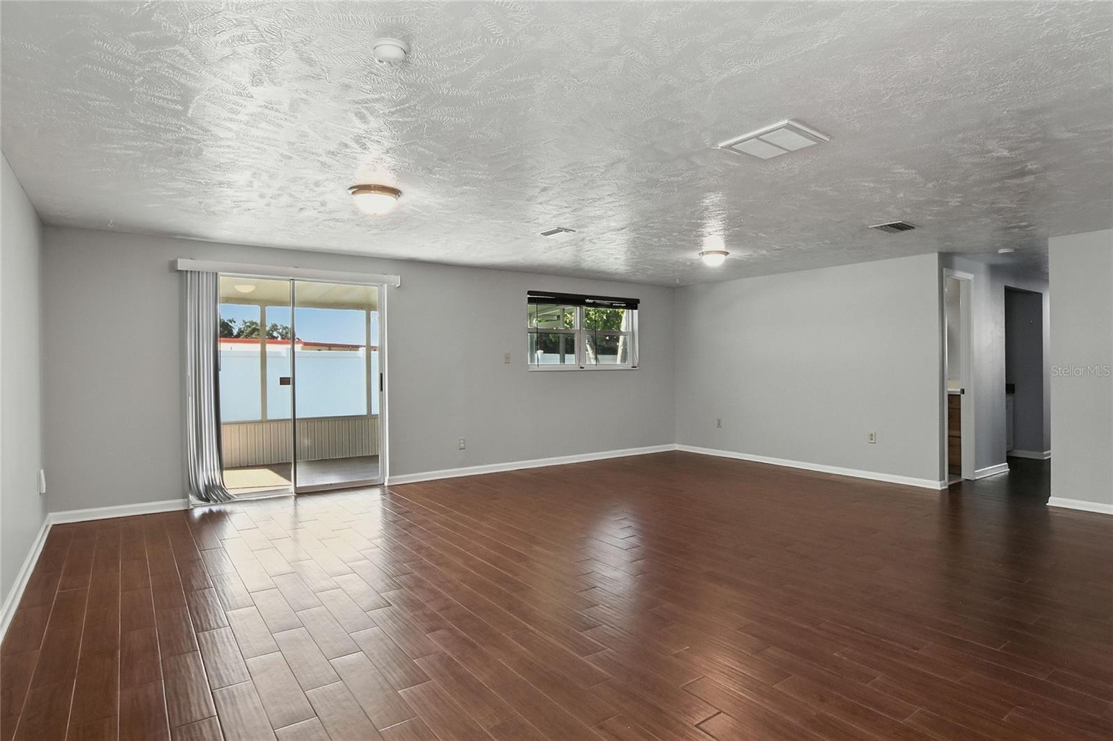 Image 9 of 38 For 2223 Sylvester Road