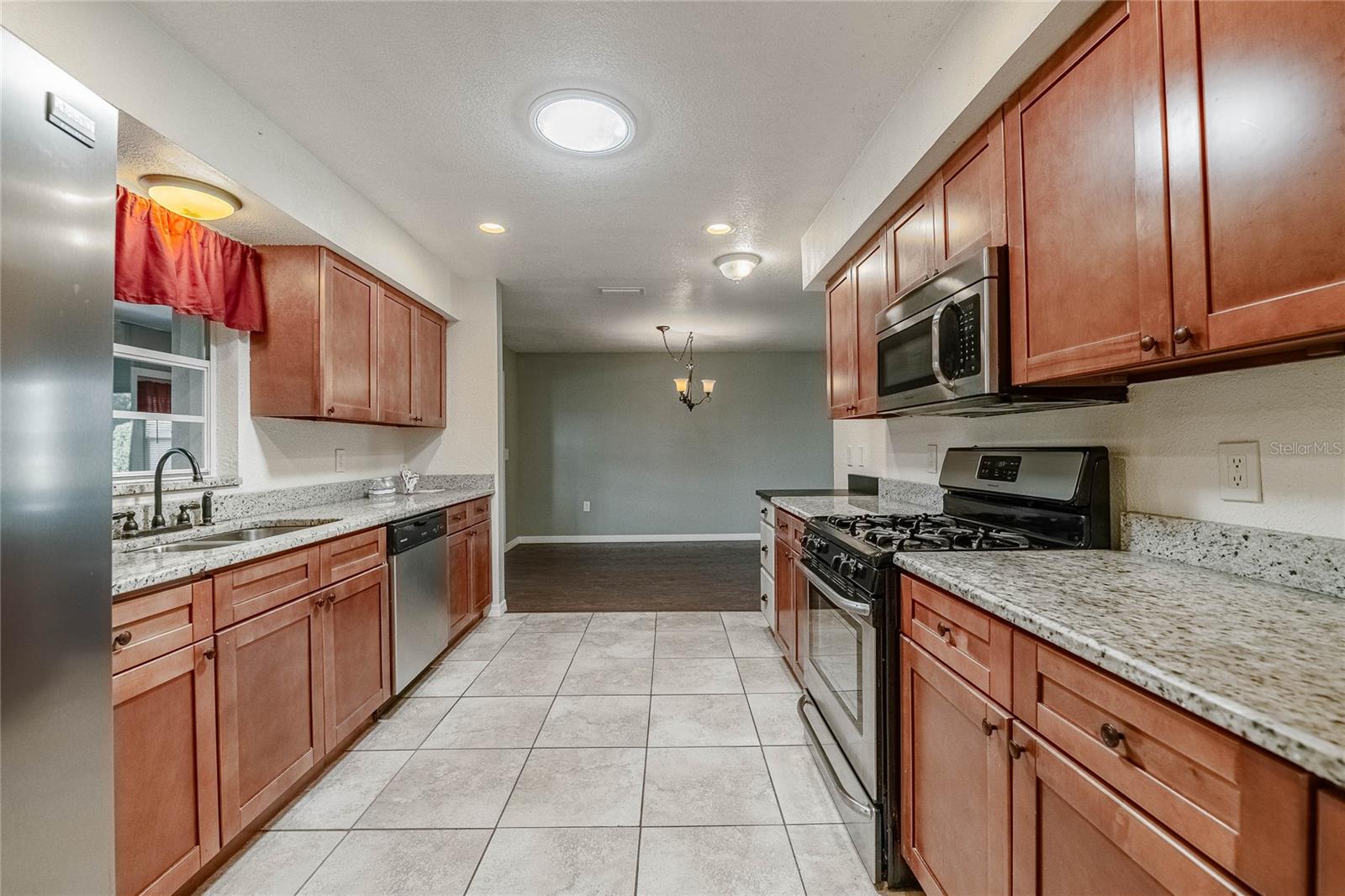 Image 16 of 31 For 1447 Kingfish Ln