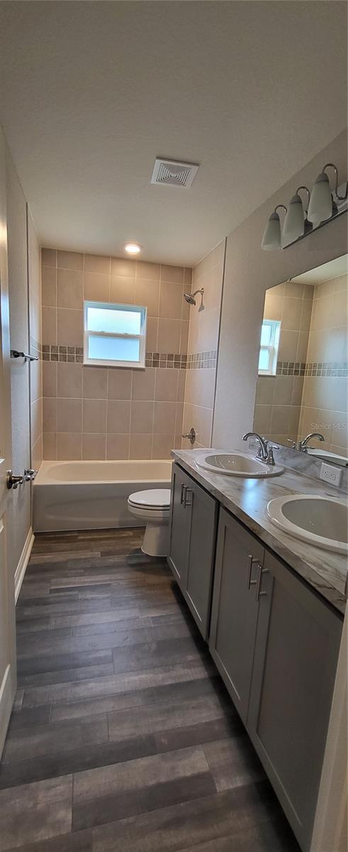 Image 24 of 31 For 6501 Poly Ln.