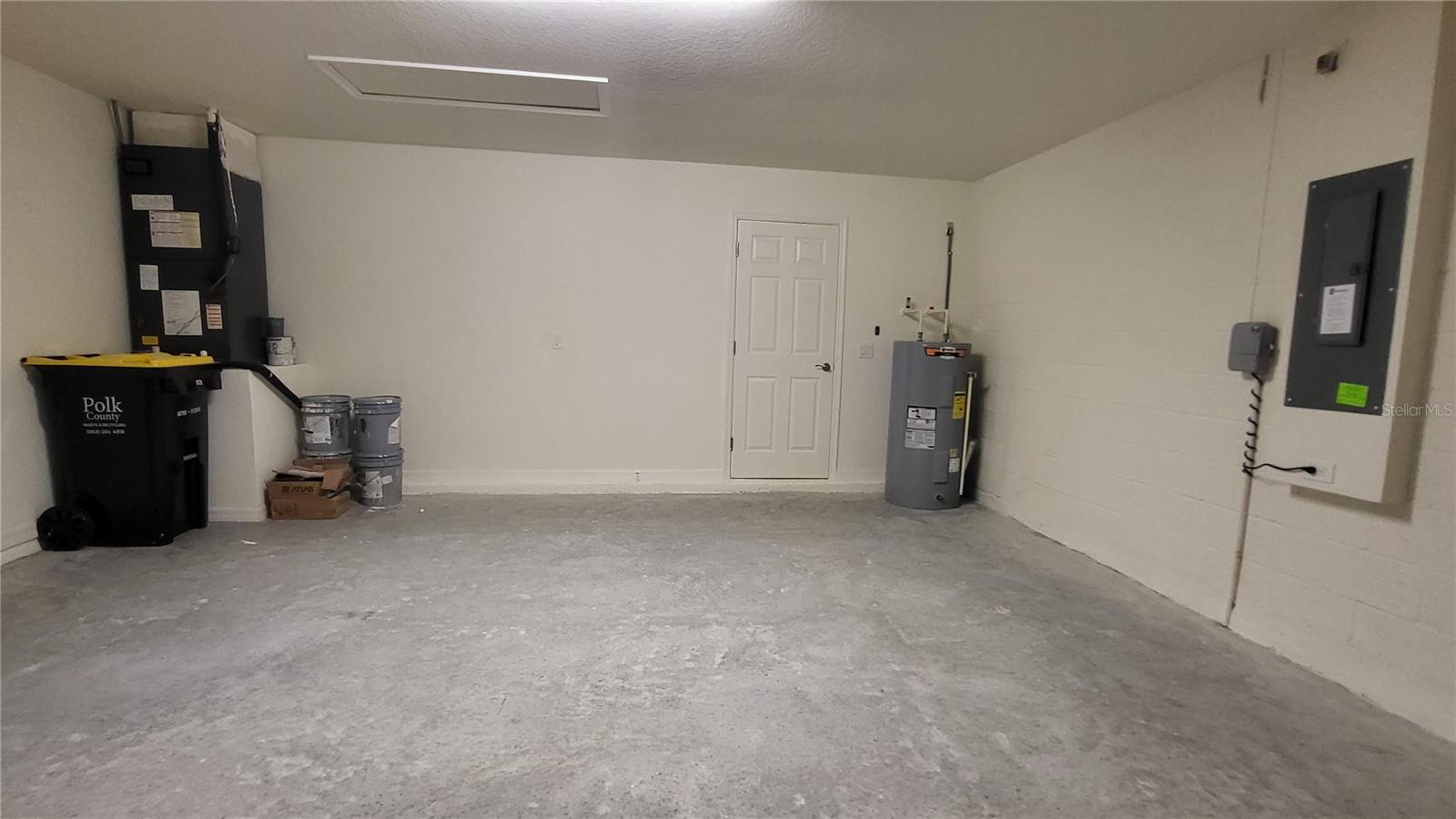 Image 27 of 31 For 6501 Poly Ln.