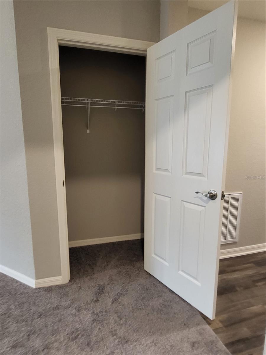 Image 5 of 31 For 6501 Poly Ln.