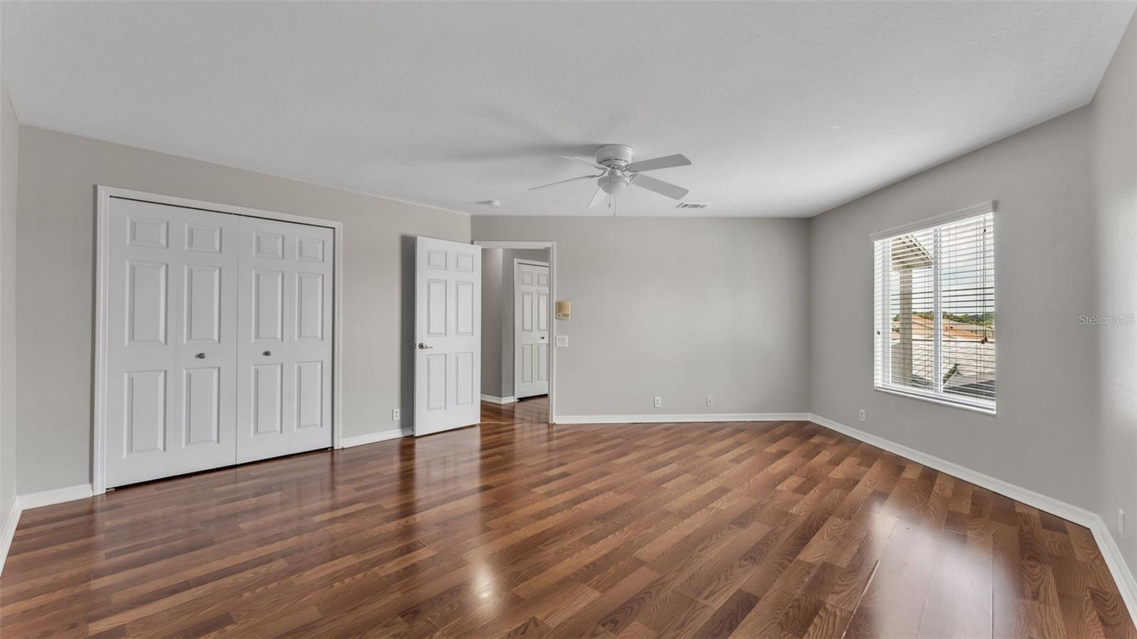 Image 42 of 56 For 4344 Whistlewood Circle