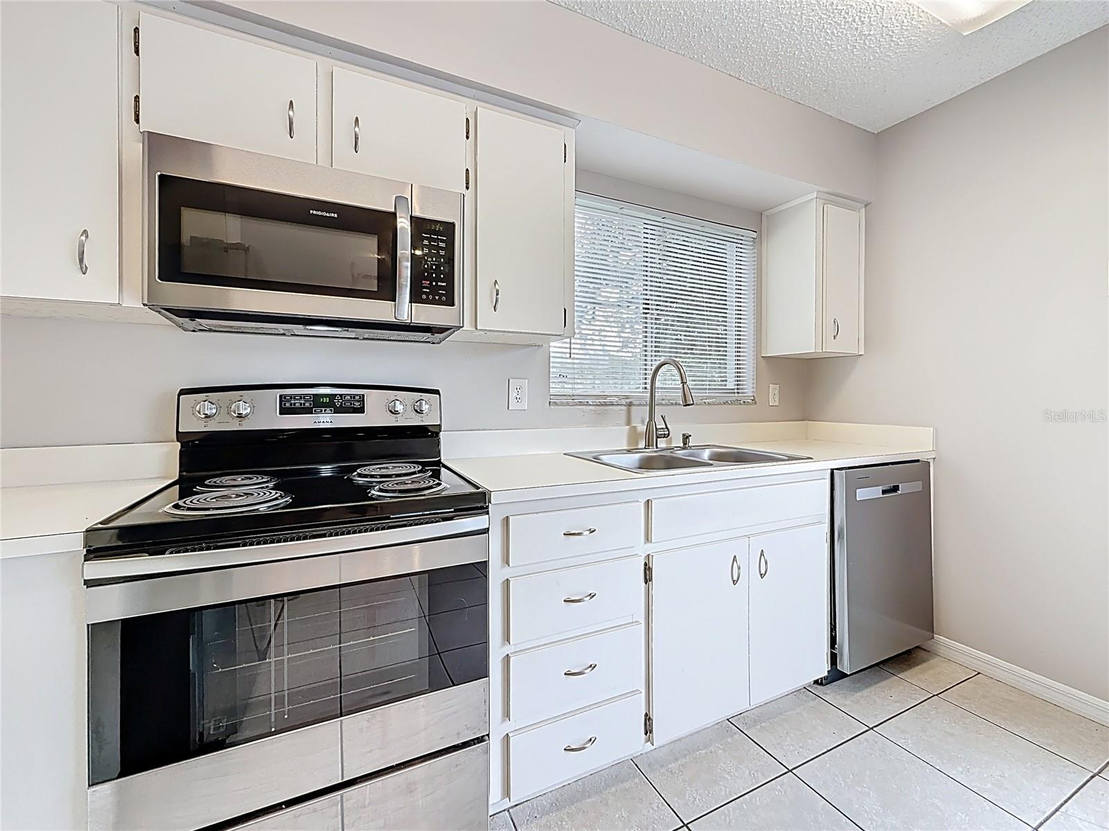 Image 19 of 54 For 1305 Bramblewood Drive