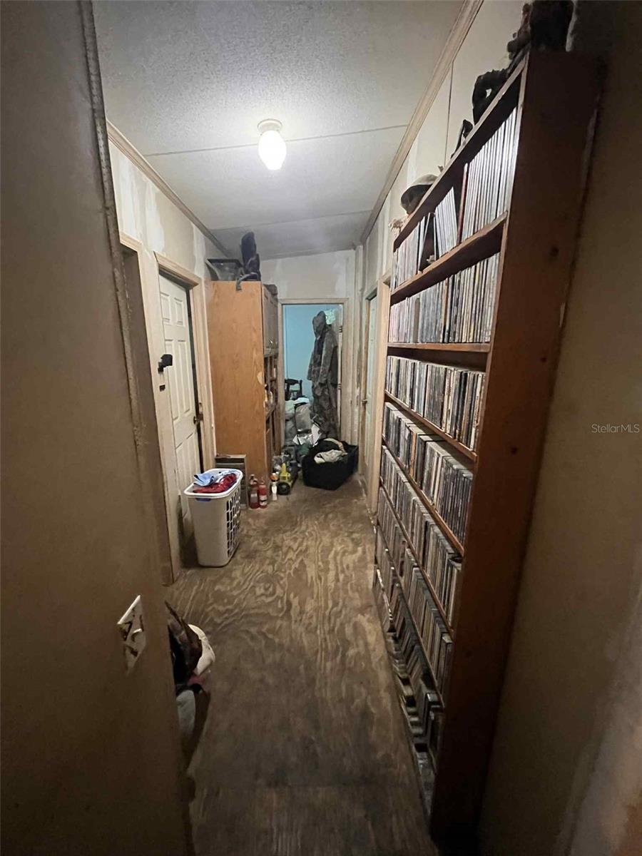 Image 12 of 40 For 17431 25th Road