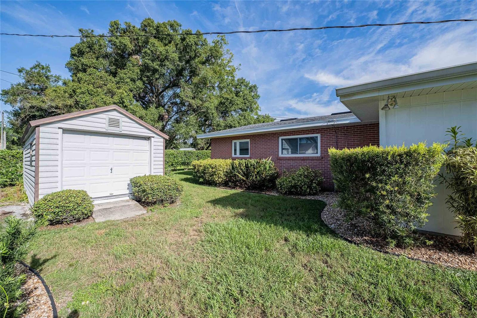 Image 36 of 39 For 706 Patricia Pl