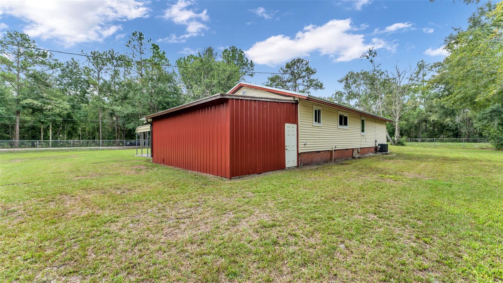 Image 33 of 39 For 13700 Pine Meadow Road