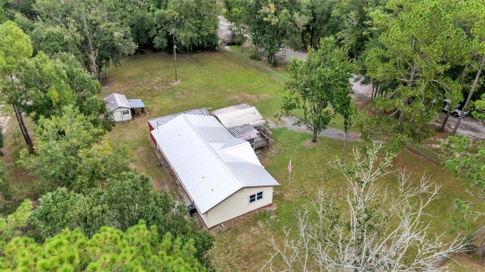 Image 5 of 39 For 13700 Pine Meadow Road