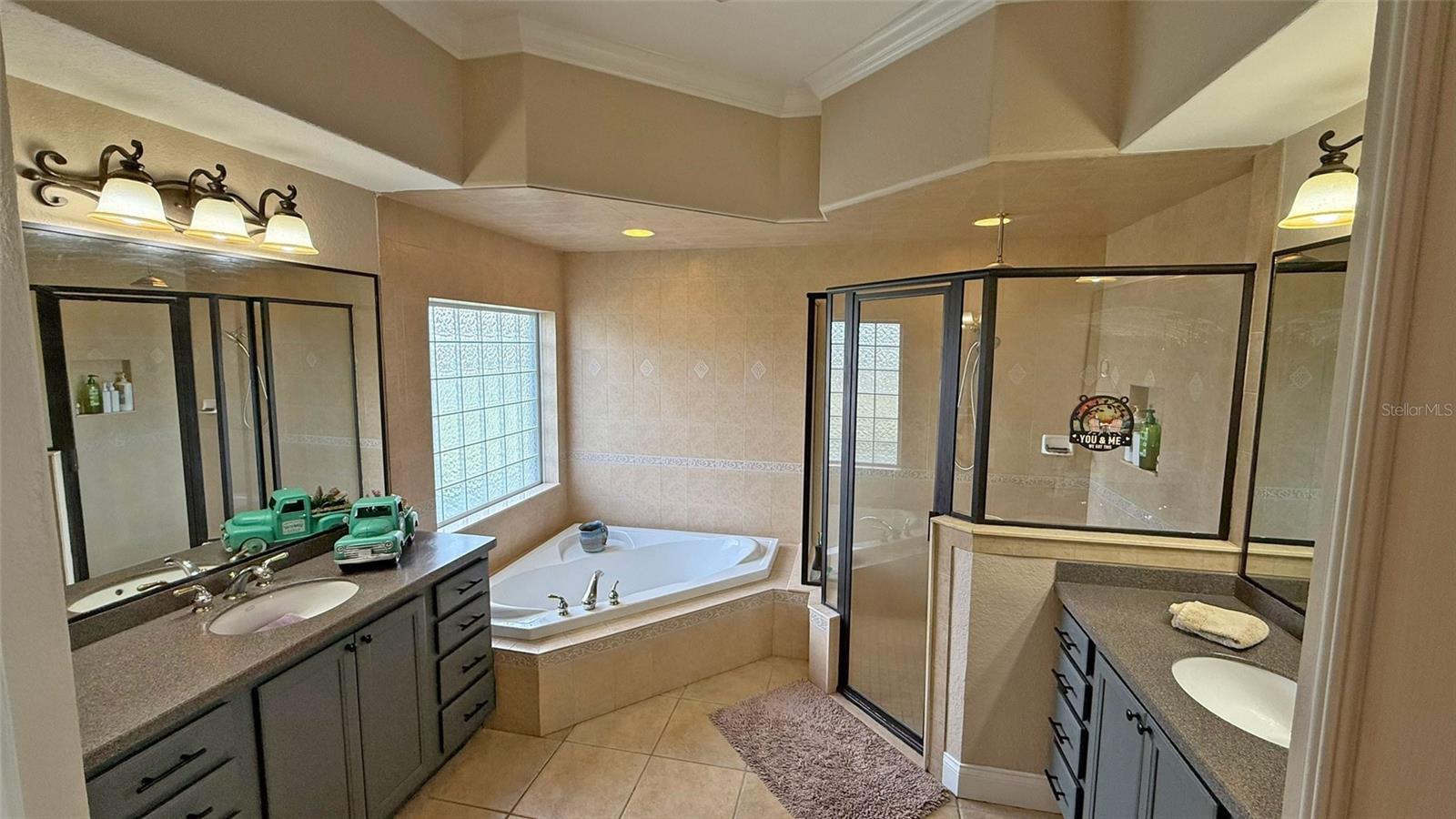 Image 14 of 41 For 4918 Old Berkley Road